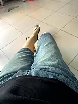 sharon-Hanna online show from March 2026 01:21:01 AM