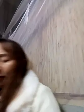 Bianly online show from November 2025 10:03:01 AM