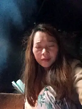 Bianly online show from November 2025 12:32:01 AM