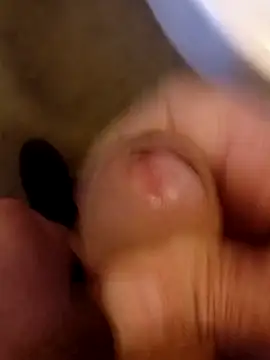 69dagosto online show from January 2026 05:16:02 PM