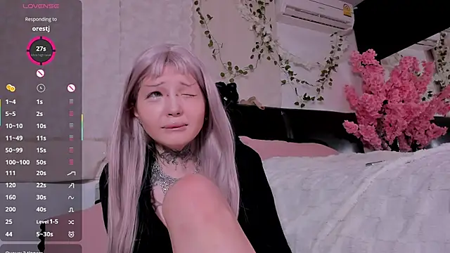 Lein Bone online show from October 2025 12:10:02 AM