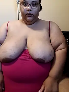 Snapshot of SexyBBW10790 chatting on September 2025 01:16:02 PM SexyBBW10790 online show from September 2025 01:16:02 PM