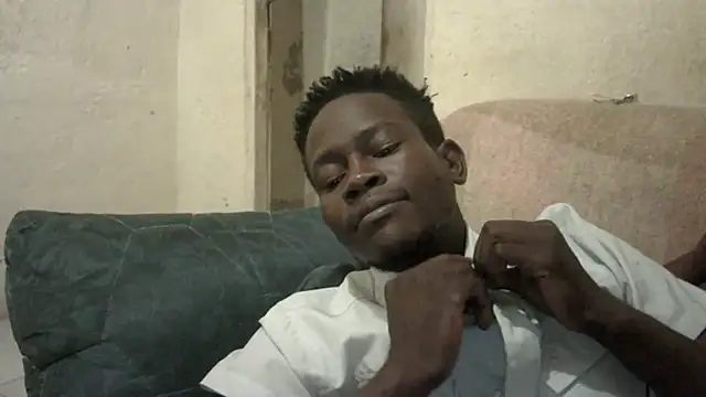 FeeingSplicing online show from November 2025 10:23:01 PM