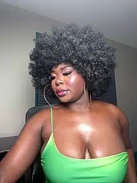 Snapshot of WomanNextdoor1 chatting on May 2026 03:04:02 AM WomanNextdoor1 online show from May 2026 03:04:02 AM