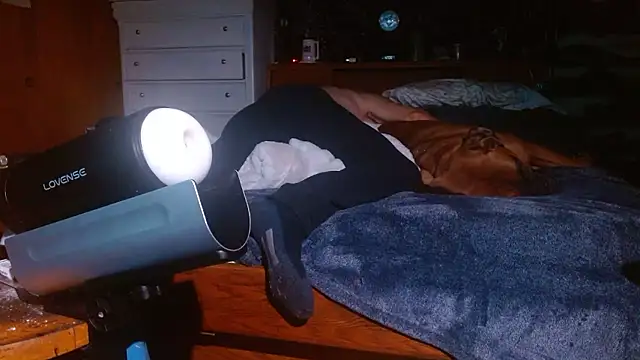 Snapshot of reebokrick650 chatting on January 2026 02:30:02 PM reebokrick650 online show from January 2026 02:30:02 PM