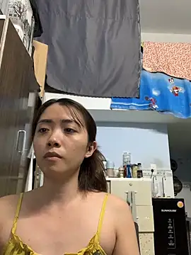 Snapshot of Minee1202 chatting on April 2026 02:04:02 AM Minee1202 online show from April 2026 02:04:02 AM
