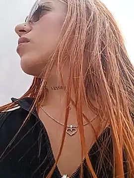 Alis xxx online show from October 2025 07:00:01 PM