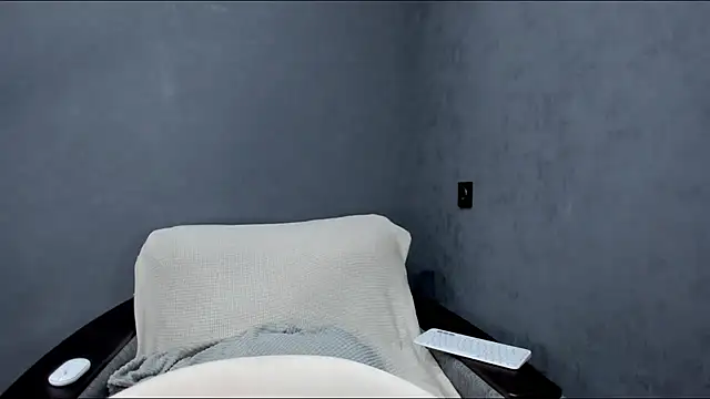 tibetian fox matilda online show from October 2025 11:55:01 AM