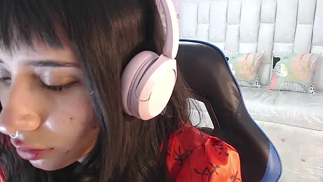 allyssa bellini s online show from September 2025 03:35:02 PM