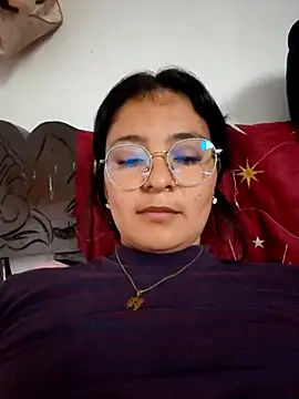 Lily-o online show from December 2025 03:08:01 PM