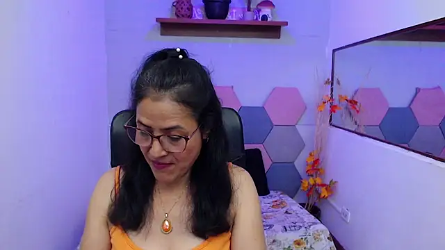 AmandaPeet online show from October 2025 08:05:02 PM