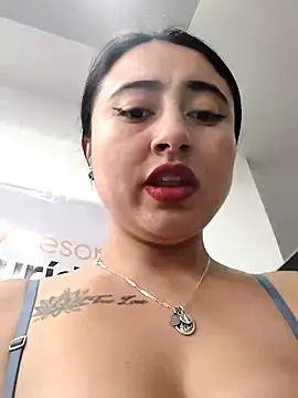 Snapshot of AMATISTA__16 chatting on April 2026 01:06:01 PM AMATISTA 16 online show from April 2026 01:06:01 PM
