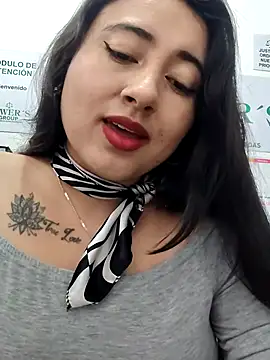Snapshot of AMATISTA__16 chatting on June 2026 12:31:02 PM AMATISTA 16 online show from June 2026 12:31:02 PM