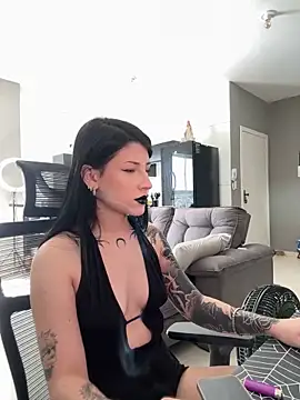 Privad ravenna online show from February 2026 05:52:01 PM