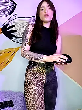 Snapshot of Amber-08 chatting on September 2025 02:10:01 PM Amber-08 online show from September 2025 02:10:01 PM