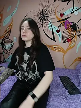 Snapshot of Amber-08 chatting on October 2025 01:43:02 PM Amber-08 online show from October 2025 01:43:02 PM