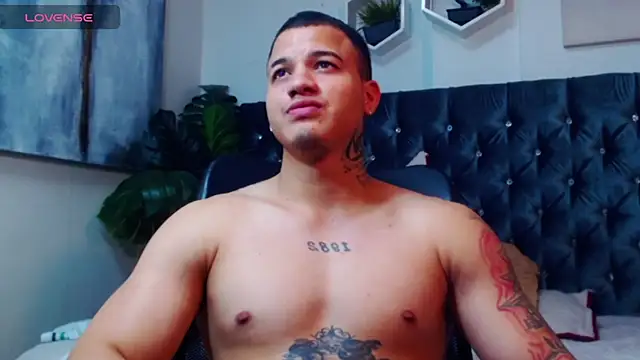 rocoo santos online show from October 2025 02:20:02 AM