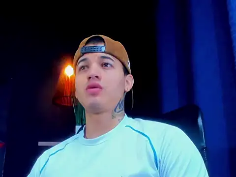 Snapshot of rocoo_santos chatting on April 2026 06:09:01 PM rocoo santos online show from April 2026 06:09:01 PM