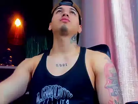 Snapshot of rocoo_santos chatting on May 2026 05:32:02 PM rocoo santos online show from May 2026 05:32:02 PM
