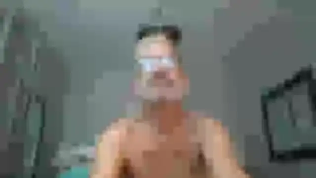 FoxnMouse online show from October 2025 04:20:02 AM