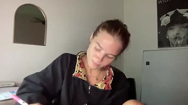 sweetceeme online show from June 2026 02:18:02 AM