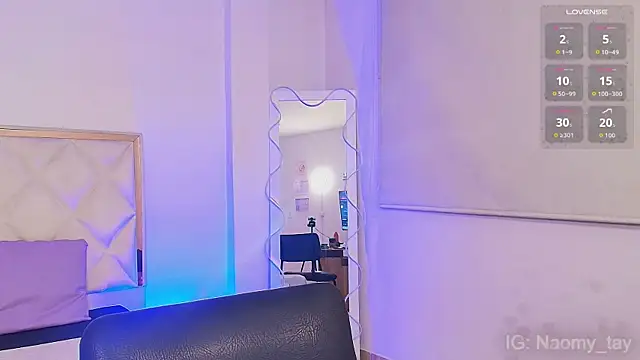 Naomy tay1 online show from October 2025 03:19:01 AM