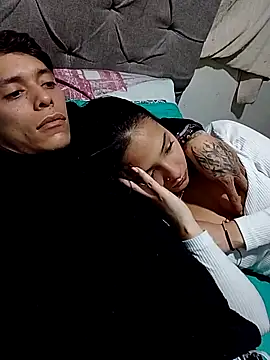 Snapshot of BonzerEva chatting on September 2025 05:01:02 AM BonzerEva online show from September 2025 05:01:02 AM