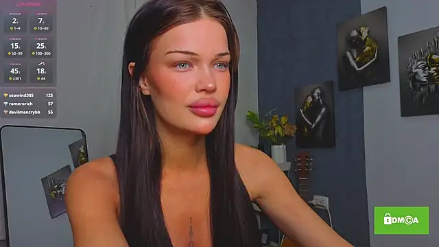 Snapshot of Katrinafoxxx chatting on October 2025 03:47:02 PM Katrinafoxxx online show from October 2025 03:47:02 PM