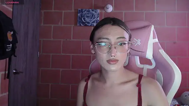 Snapshot of Andrea_camilaaa chatting on October 2025 03:42:01 PM Andrea camilaaa online show from October 2025 03:42:01 PM