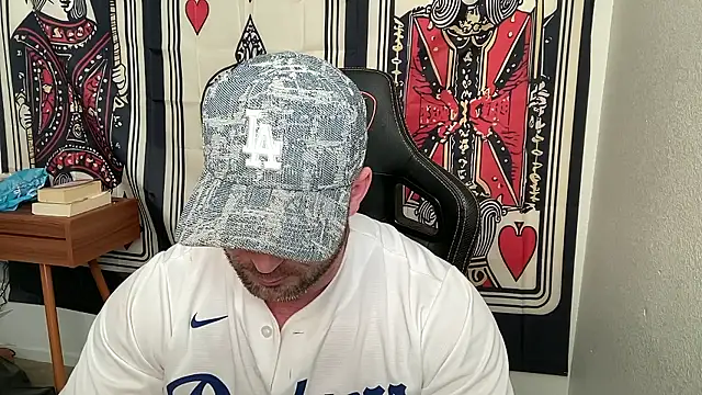 brettmycles28 online show from January 2026 06:22:02 PM