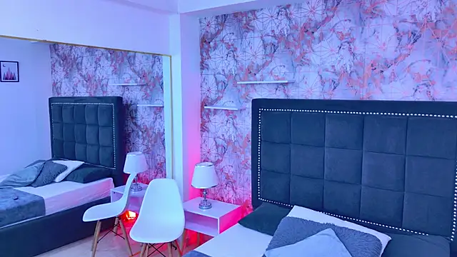 Angelique Angell online show from April 2026 07:42:01 PM