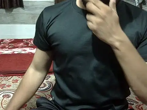 Snapshot of autophile-indian chatting on November 2025 04:38:02 PM autophile-indian online show from November 2025 04:38:02 PM