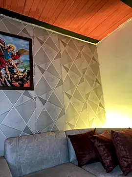 Alisse taylor2 online show from October 2025 01:01:01 PM