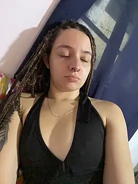 karla-thomsom10 online show from May 2026 07:34:01 PM