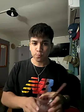 Snapshot of angxhot chatting on October 2025 03:24:02 AM angxhot online show from October 2025 03:24:02 AM