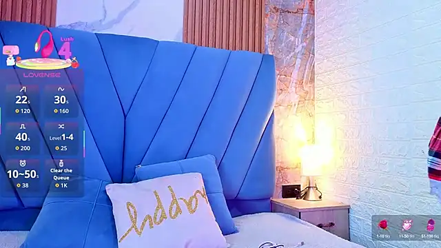 angel  red  online show from October 2025 02:51:02 AM