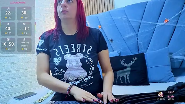 angel  red  online show from October 2025 01:37:02 AM