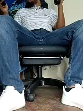 Bosssweet22cm online show from November 2025 11:32:02 AM