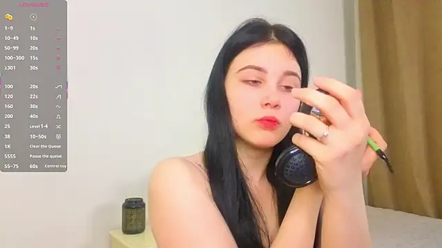 EnricaElis online show from April 2026 09:29:02 PM