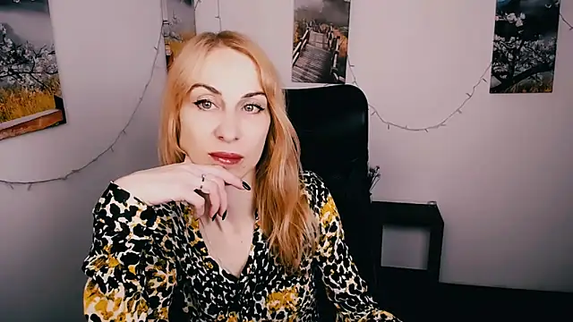 Snapshot of Create_your_own_sun chatting on June 2026 12:40:02 PM Create your own sun online show from June 2026 12:40:02 PM