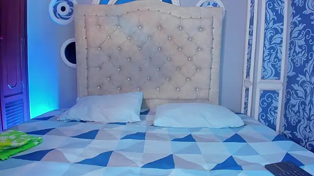 mishell lovely online show from December 2025 11:48:02 AM