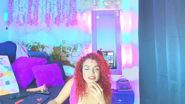 Snapshot of DevoraHarper_ chatting on May 2026 01:19:01 PM DevoraHarper online show from May 2026 01:19:01 PM