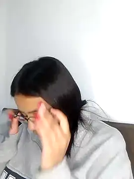 Snapshot of SofieLove_01 chatting on March 2026 07:43:01 AM SofieLove 01 online show from March 2026 07:43:01 AM