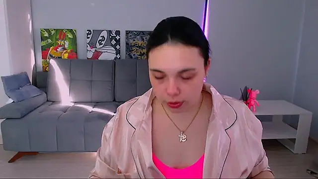 queenofthesense  online show from February 2026 12:59:02 PM