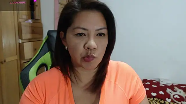 hiilarybrown online show from September 2025 10:46:01 PM