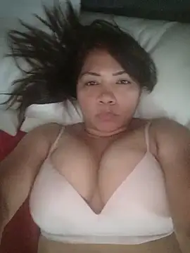 hiilarybrown online show from February 2026 08:09:02 PM