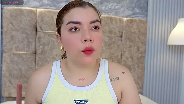 leilapons online show from February 2026 04:41:01 PM