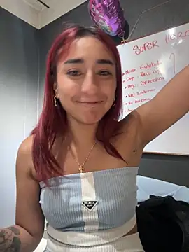 JuliethaDemon  online show from November 2025 01:00:02 PM