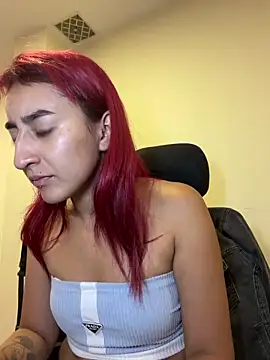 JuliethaDemon  online show from April 2026 01:23:01 PM