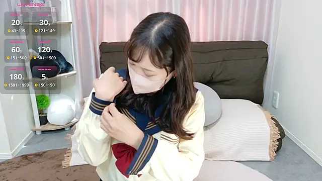 yuu-chan  online show from October 2025 04:11:01 AM